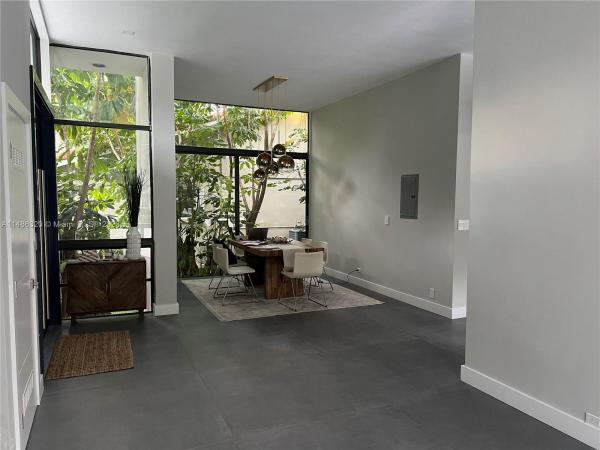 Biscayne Key Estates, 615 Harbor Cir, Key Biscayne, Florida 33149, image 3