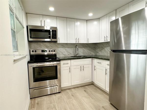 Middle River Terrace, 1109 NE 6th Ave #2, Fort Lauderdale, Florida 33304, image 1