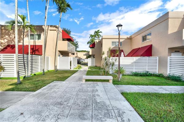 Arbor Courts, 14351 SW 96th Ln, The Hammocks, Florida 33186, image 1