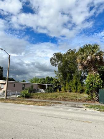 Carlan Mobile Home Park, 13481 SW 8th St, Davie, Florida 33325, image 1