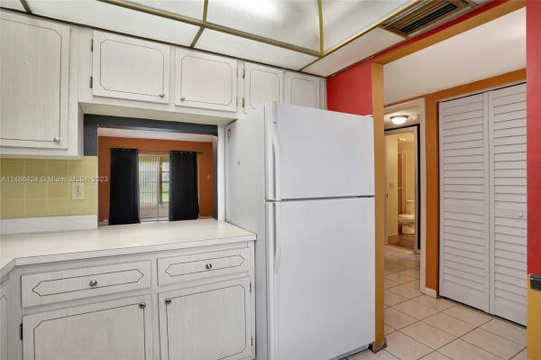 Oriole Gardens 1, 7400 NW 5th Pl #106, Margate, Florida 33063, image 1