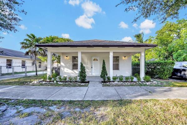 Jordan Commons, 13133 SW 243rd St, Princeton, Florida 33032, image 1