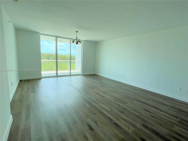 One Fifty One At Biscayne, 15051 Royal Oaks Ln #704, North Miami, Florida 33181, image 3
