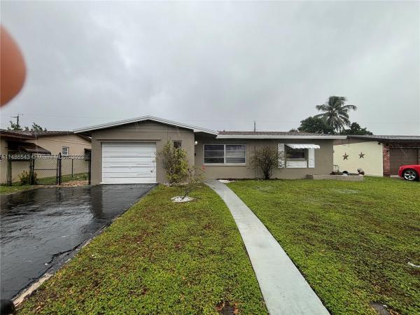 Boulevard Heights, 1111 N 76th Ter, Hollywood, Florida 33024, image 2
