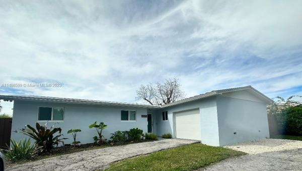 Mark Manor Pines, 19510 SW 87th Ave, Cutler Bay, Florida 33157, image 2