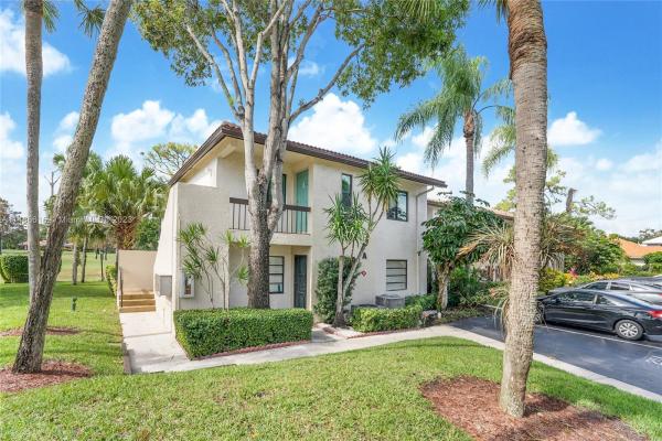 The Horizons Of Boca Lago, 21766 Cypress Dr #20B, Boca Raton, Florida 33433, image 1