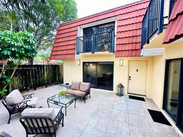 Waterford Courtyards At Jacaranda, 9917 NW 6th Ct, Plantation, Florida 33324, image 1