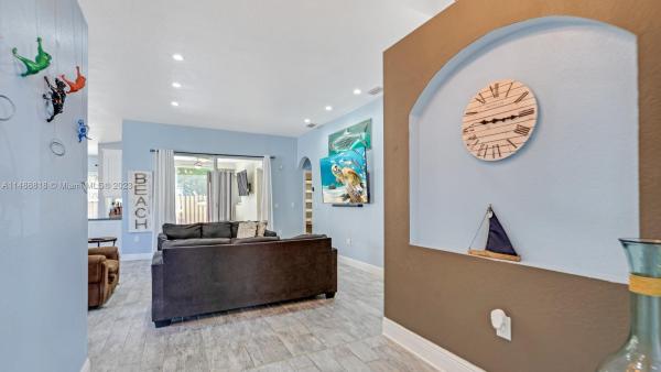 Keys Landing, 2021 SE 17th Ave, Homestead, Florida 33035, image 3
