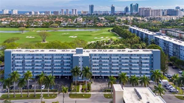 Fairways Royale, 1000 NE 14th Ave #712, Hallandale Beach, Florida 33009, image 1