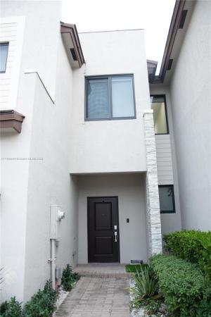 Las Ramblas At Via Ventura, 21356 NE 2nd Ct, Ives Estates, Florida 33179, image 3