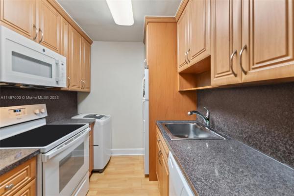 Half Moon Towers, 5055 NW 7th St #504, Miami, Florida 33126, image 3
