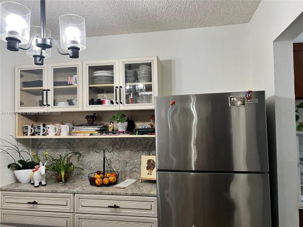 Westland Manor East, 6620 W 2nd Ct #406, Hialeah, Florida 33012, image 1