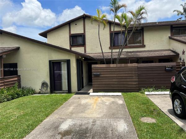 Monterrey Villas, 7011 SW 106th Pl, Sunset, Florida 33173, image 1