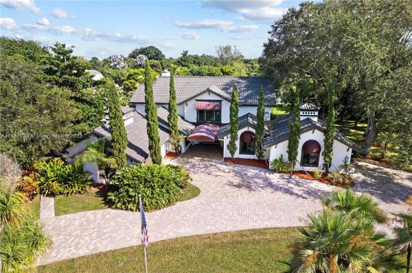 Lawson Isles, 10951 SW 42nd Ct, Davie, Florida 33328, image 1