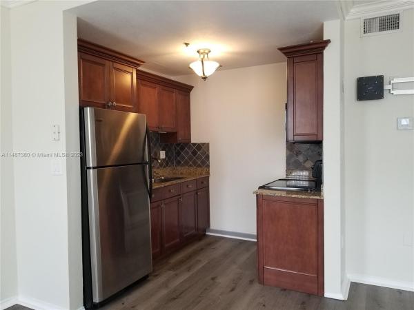 The Elaine, 1502 Jefferson Ave #204, Miami Beach, Florida 33139, image 1