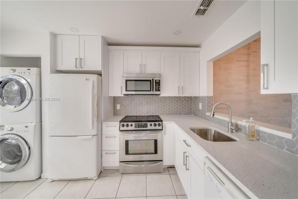 Sorrento Lakes At Sunrise Point, 4081 NW 90th Ave #4081, Fort Lauderdale, Florida 33351, image 1
