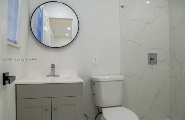 Bell Gardens, 2291 NW 191st St, Miami Gardens, Florida 33056, image 2