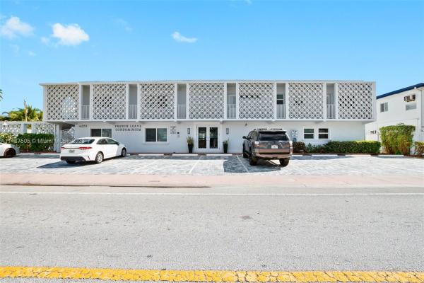French Leave, 4228 N Ocean Dr #9, Lauderdale By The Sea, Florida 33308, image 1