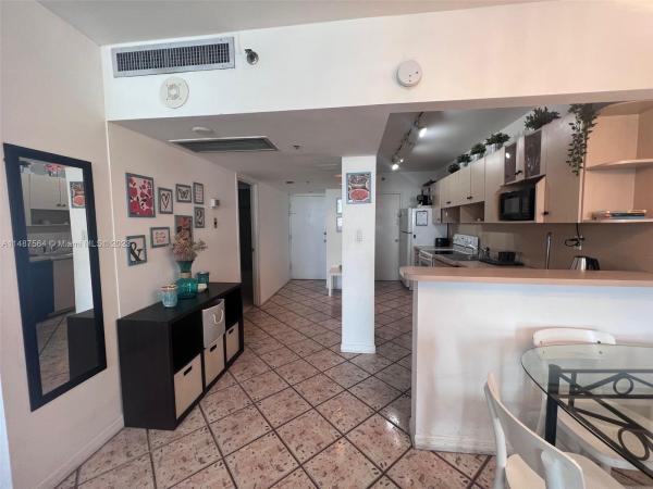The Decoplage, 100 Lincoln Rd #818, Miami Beach, Florida 33139, image 3