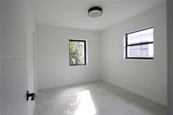 17th Avenue Manor, 4990 NW 18th Ave, Miami, Florida 33142, image 3