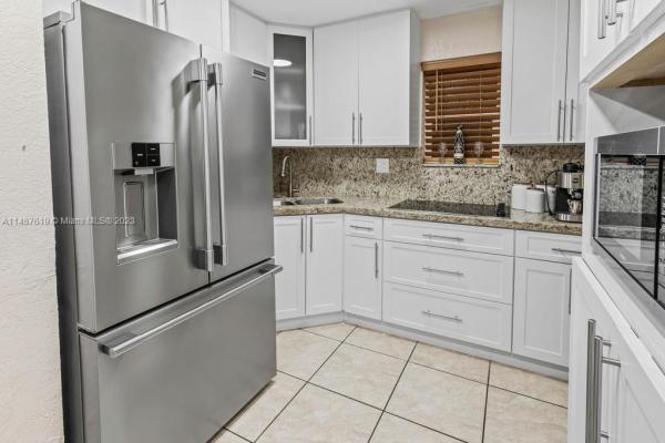 Palm East Gardens, 1890 W 56th St #1313, Hialeah, Florida 33012, image 1