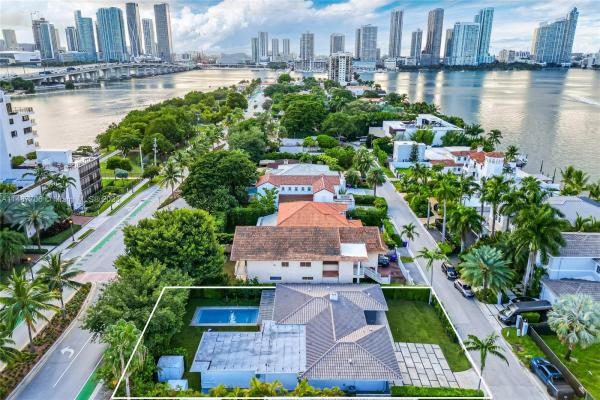 1030 N Venetian Dr, Miami Beach, Florida 33139, image 3