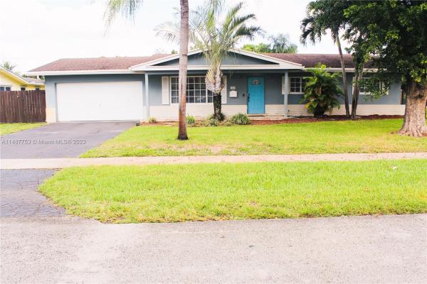 Mirror Lake Estates, 7101 NW 11th Ct, Plantation, Florida 33313, image 2