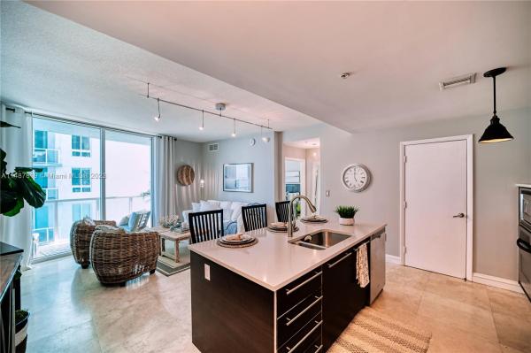Quantum On The Bay, 1900 N Bayshore Dr #3017, Miami, Florida 33132, image 3