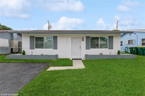 Tamarac Lakes North, 2706 NW 52nd Ct, Tamarac, Florida 33309, image 1