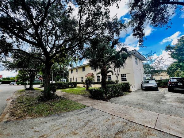 Coconut Grove, 3619 S Le Jeune Rd, Coral Gables, Florida 33134, image 3