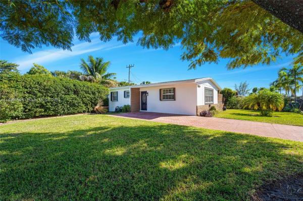 Lakewood Estates, 20615 NW 28th Ave, Miami Gardens, Florida 33056, image 2