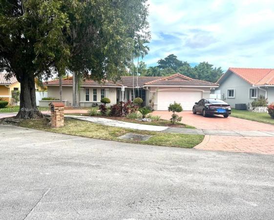 Tamiami No HOA, 2215 SW 132nd Ct, Tamiami, Florida 33175, image 1