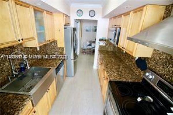 Bal Harbour Manor, 10190 Collins Ave #105, Bal Harbour, Florida 33154, image 2