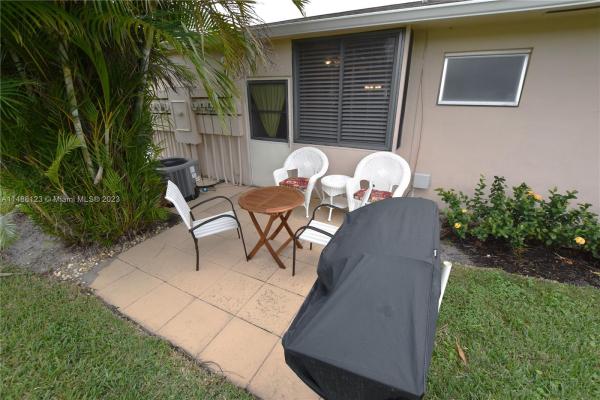 Dudley At Cresthaven Villas, 2700 Dudley Dr E #E, West Palm Beach, Florida 33415, image 3