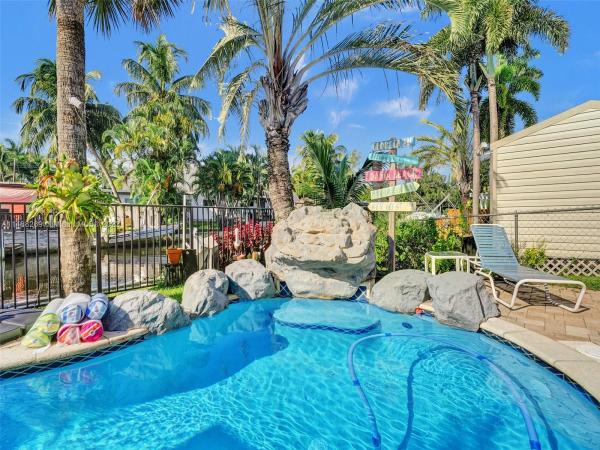 Florian Isles, 1433 Nautilus Isle, Dania Beach, Florida 33004, image 1