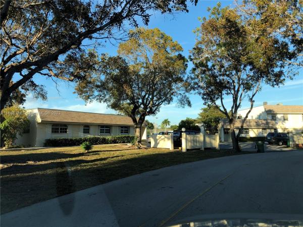 Green Hills Park West, 17150 SW 113 Ct #22033, West Perrine, Florida 33157, image 2