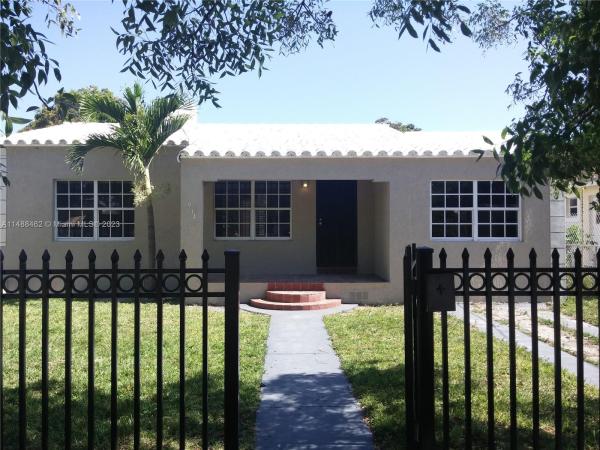 Taylors, 934 NW 45th St, Miami, Florida 33127, image 3