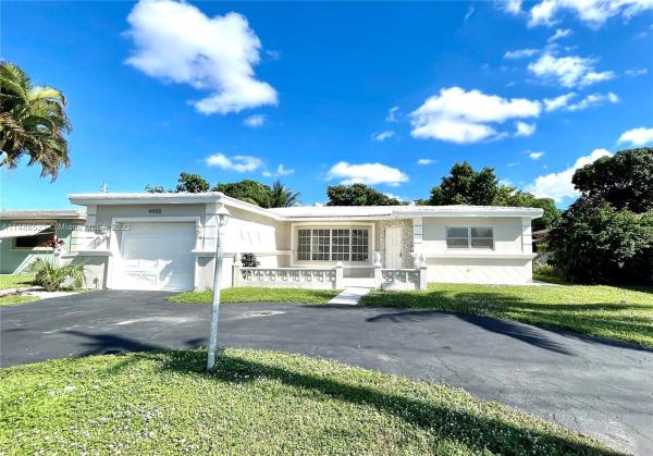 Oakland Estates North, 4400 NW 41st Ter, Lauderdale Lakes, Florida 33319, image 2