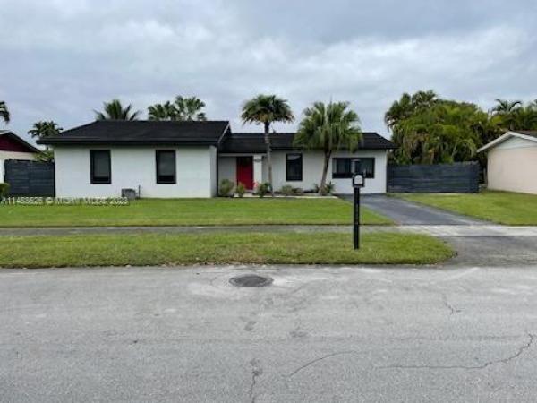 Winston Park, 7620 SW 134th Ct, Kendale Lakes, Florida 33183, image 1