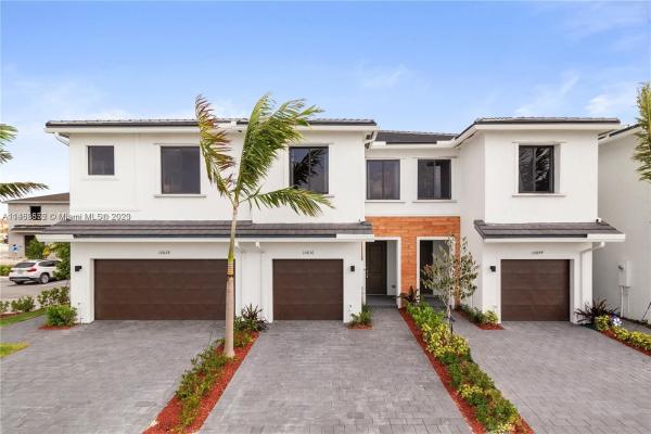 The Landings, 10974 SW 235th St #10974, Kendall, Florida 33032, image 1