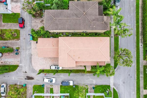 Mandarin Lakes, 13988 SW 278th Ln, Naranja, Florida 33032, image 2