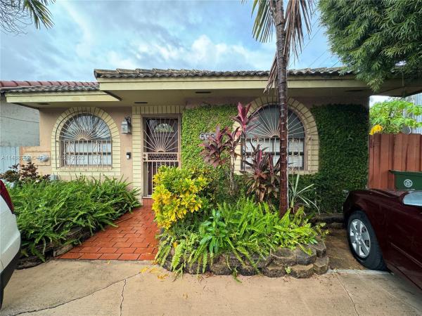 Michelle Jardins, 5990 W 20th Ln, Hialeah, Florida 33016, image 1
