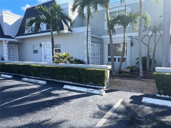 Venetian Park, 2418 NE 9th St #79, Hallandale Beach, Florida 33009, image 1