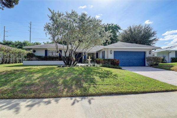 Pheasant Walk, 4942 Brandywine Dr, Boca Raton, Florida 33487, image 1