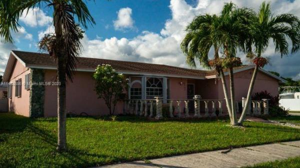 South Miami Heights Residential, 20402 SW 117th Ct, South Miami Heights, Florida 33177, image 2
