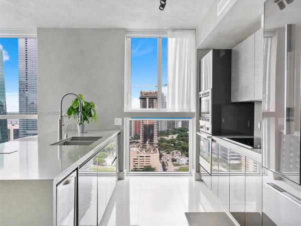 The Bond On Brickell, 1080 Brickell Ave #2900, Miami, Florida 33131, image 3