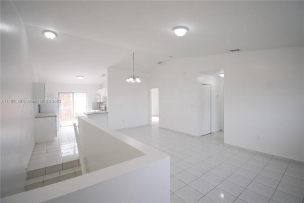 West Poinciana Villas, 7811 W 36th Ave #201, Hialeah, Florida 33018, image 1