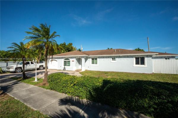 Dixie Heights, 12951 SW 268th St, Princeton, Florida 33032, image 3