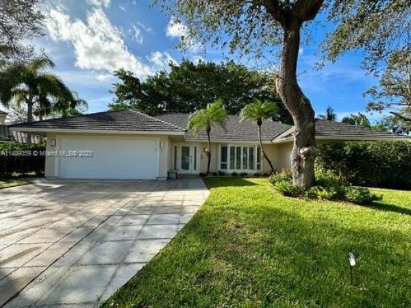 Glengary, 6 Kintyre Rd, Palm Beach Gardens, Florida 33418, image 1