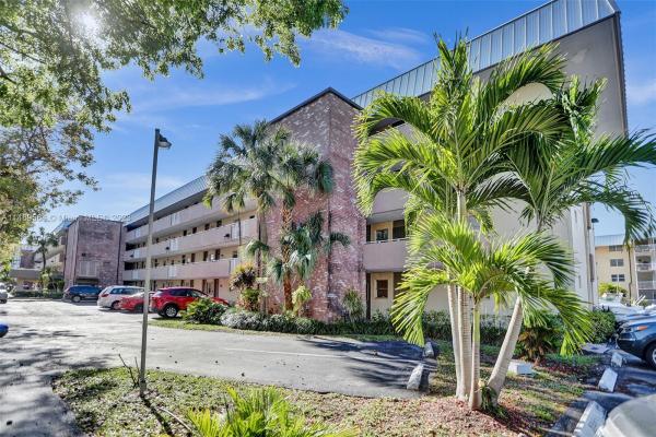 Eden Isles, 3600 NE 170th St #406, North Miami Beach, Florida 33160, image 1